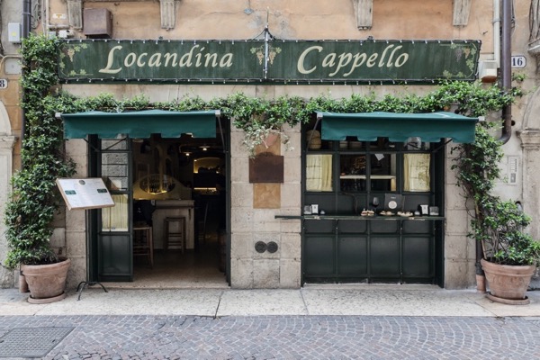 Locandina Cappello Verona