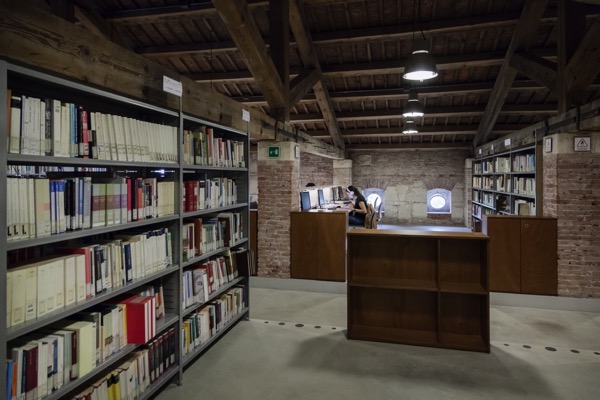 BIBLIOTECA ECONOMICA Verona